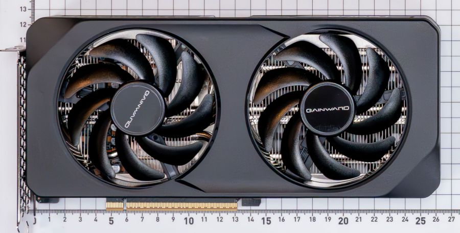 nVIDIA 블랙웰 라인업 (2025.04.02)_1.png