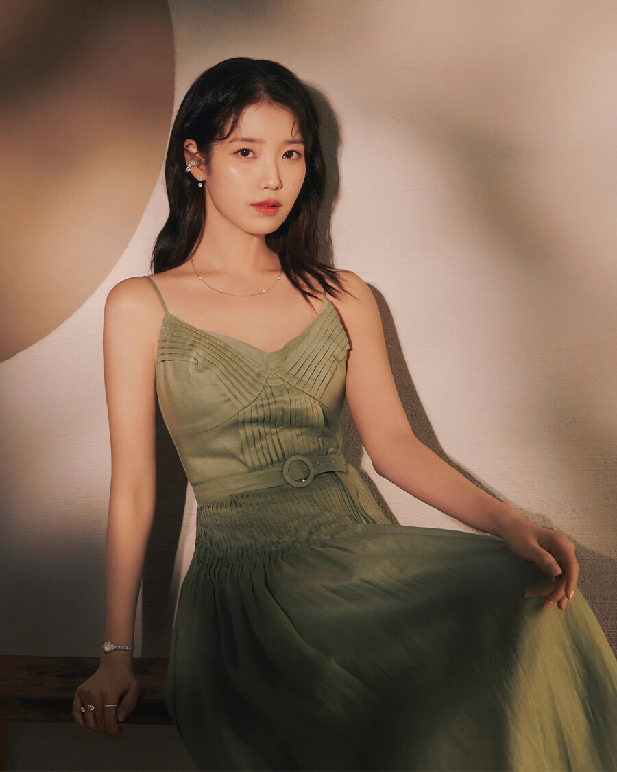 제이에스티나 인스타그램(사진 + 움짤)_1.jpg