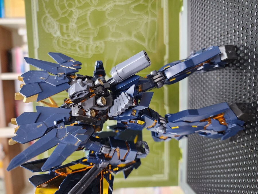 RX-0[N] 유니콘 건담 02 밴시 노른[데스트로이 모드]_6.jpg