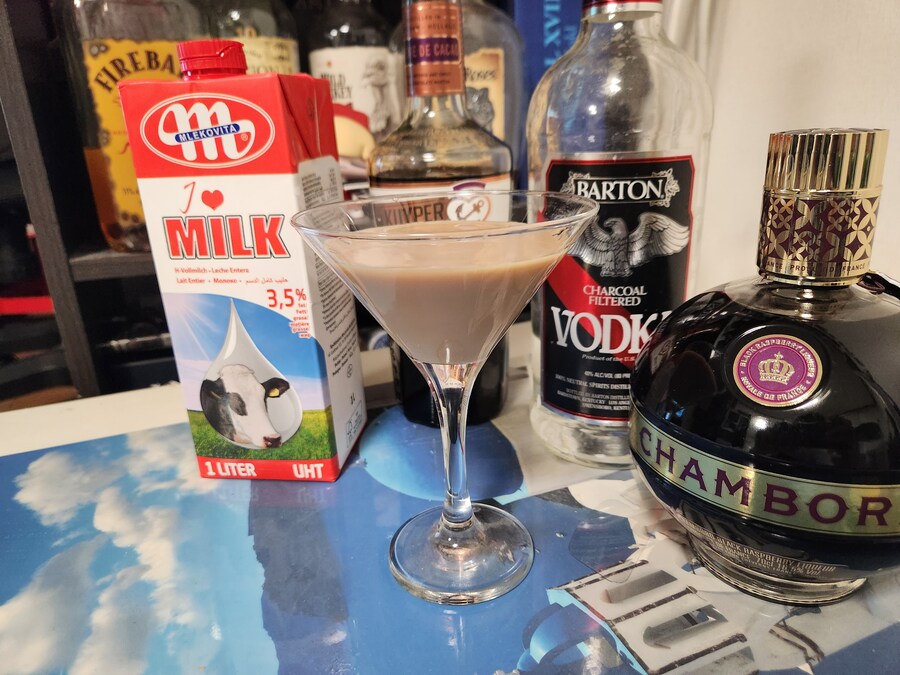 며칠 늦은 데킬냐 마티니 인증_4.jpg