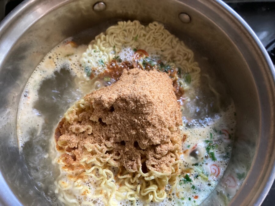 블루아카이브 콜라보 라면_2.jpg