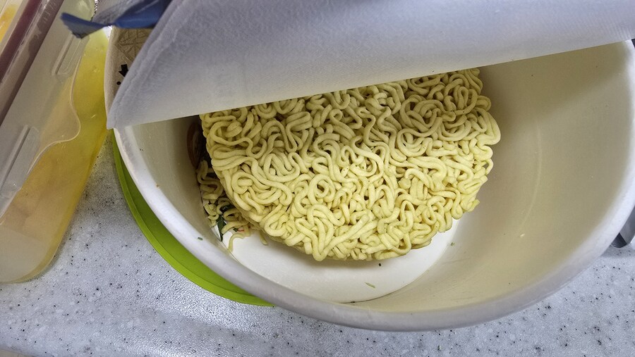 시바세키 라멘(컵라면) 먹어봤습니다._4.jpg