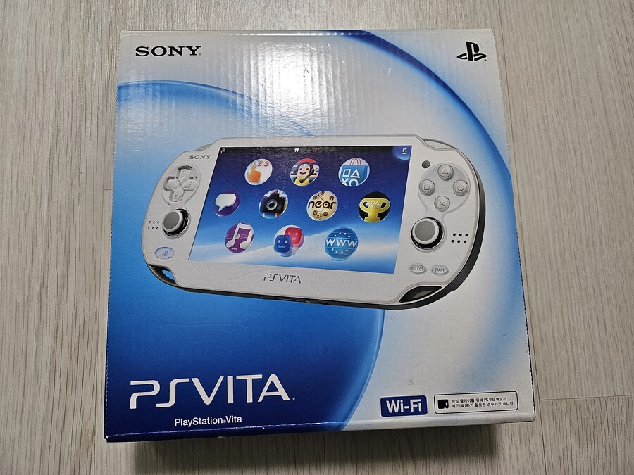 PS Vita PCH 1005 크리스탈 화이트_1.jpg
