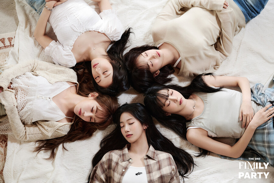 [르세라핌] Blooming Hearts: 피어나는 사랑 Visual Clip_3.jpg