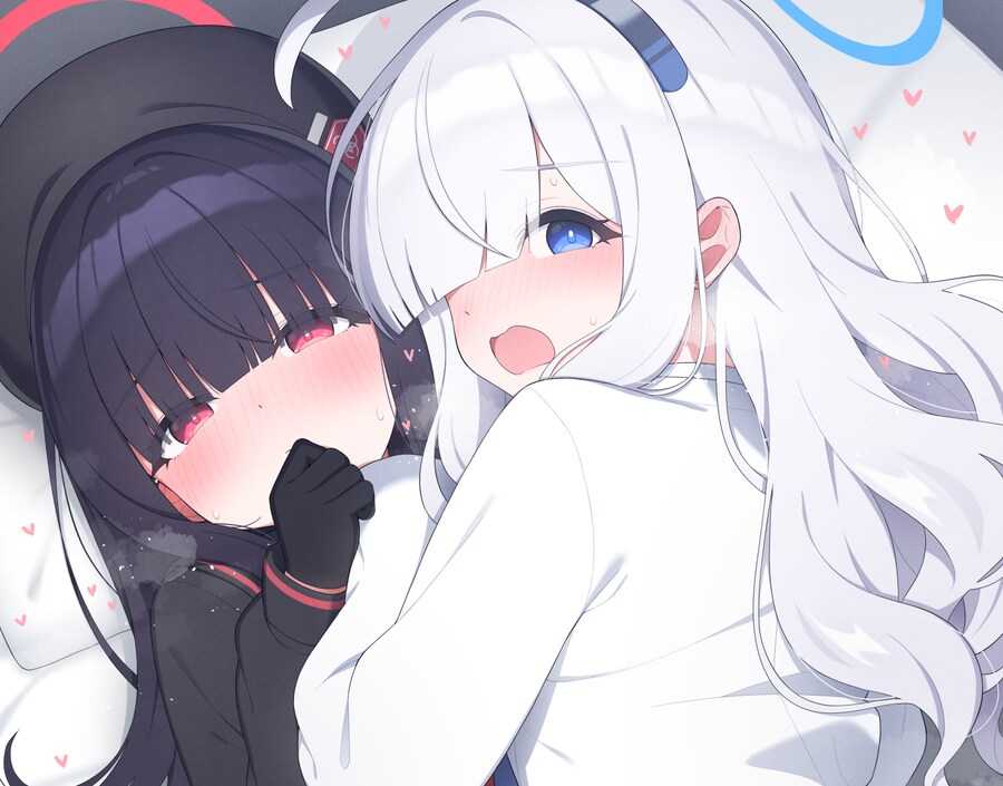 [블루아카] 검은색 vs 흰색_1.png