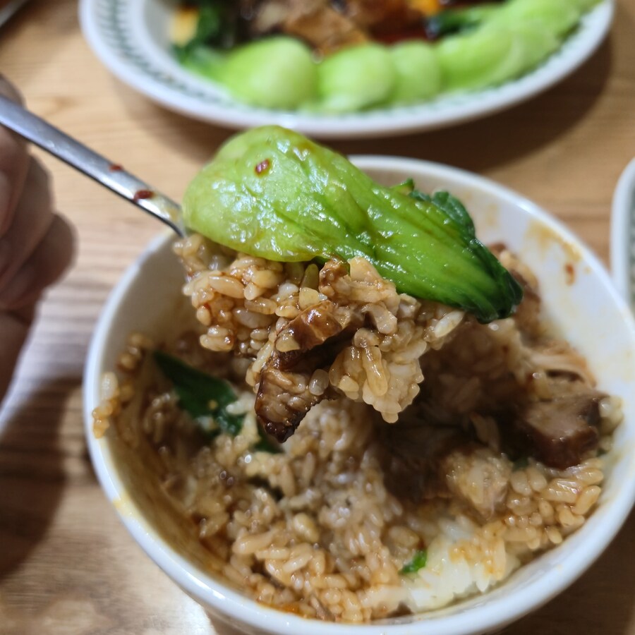 오늘 하루를 다 쓴 동파육 feat. 육식맨_58.jpg