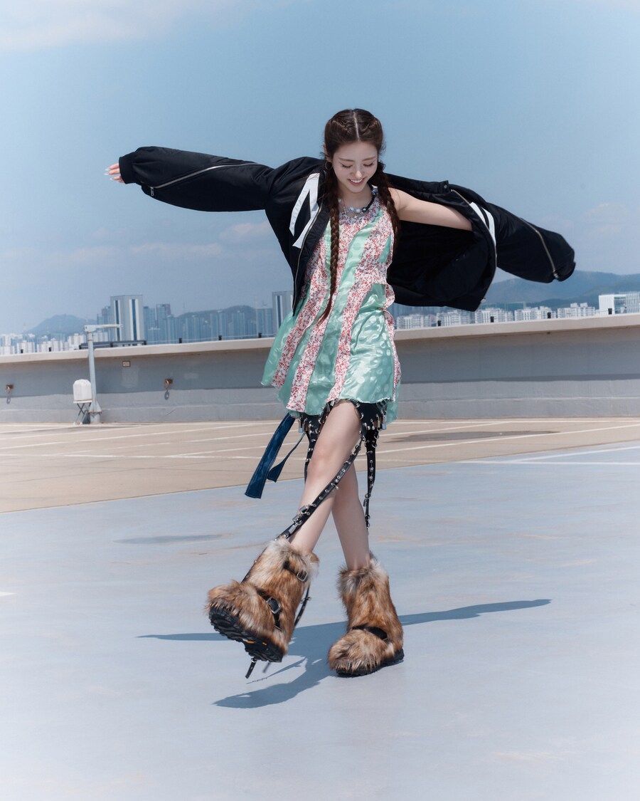 [컨셉포토3] 미야오 첫 미니 앨범 타이틀 ‘DROP TOP’_3.jpg