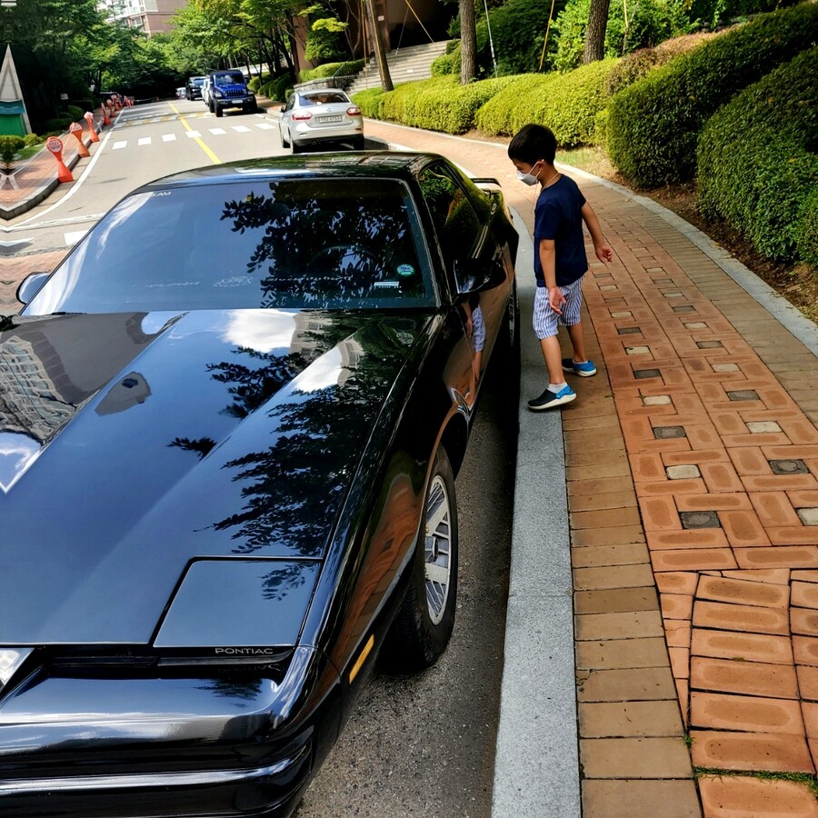 올해로 소유한 지 10년차가 되는 저의 차 입니다._2.jpg