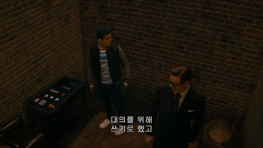 갤러해드가 설명하는 킹스맨 조직의 탄생 배경_7.jpg