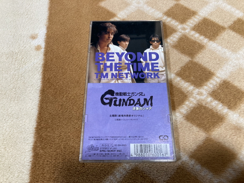 역습의 샤아(逆襲のシャア) & BEYOND THE TIME_8.jpg