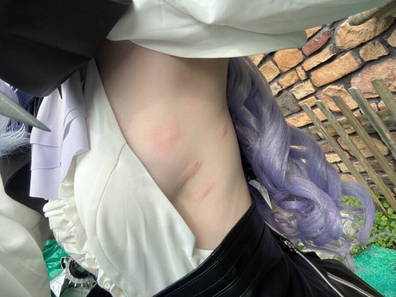 코스어들이 노출 있는 코스프레를 할때 겪는 고충_2.jpg