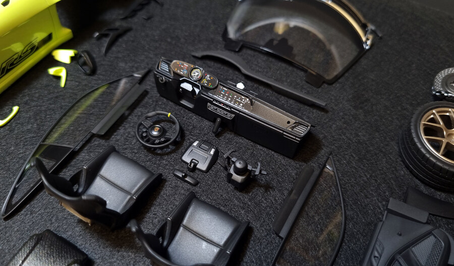 [TAMIYA] 포르쉐 911 GT3 RS 완성_25.jpg