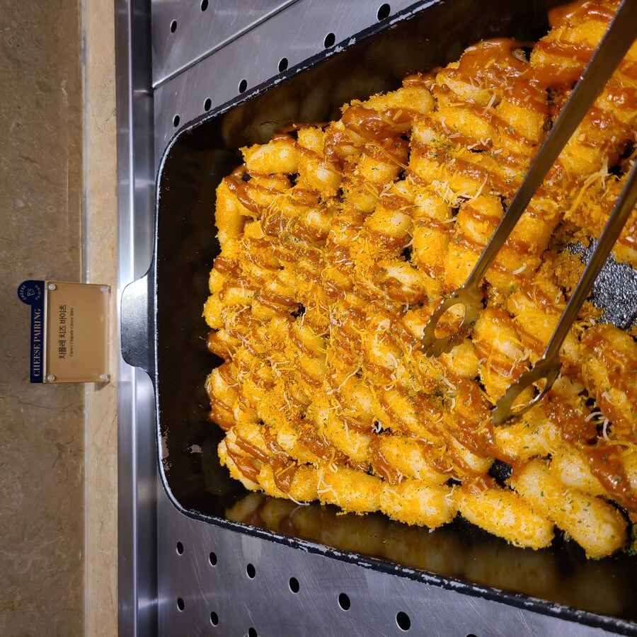 애슐리 치즈시즌 주중런치_4.jpg