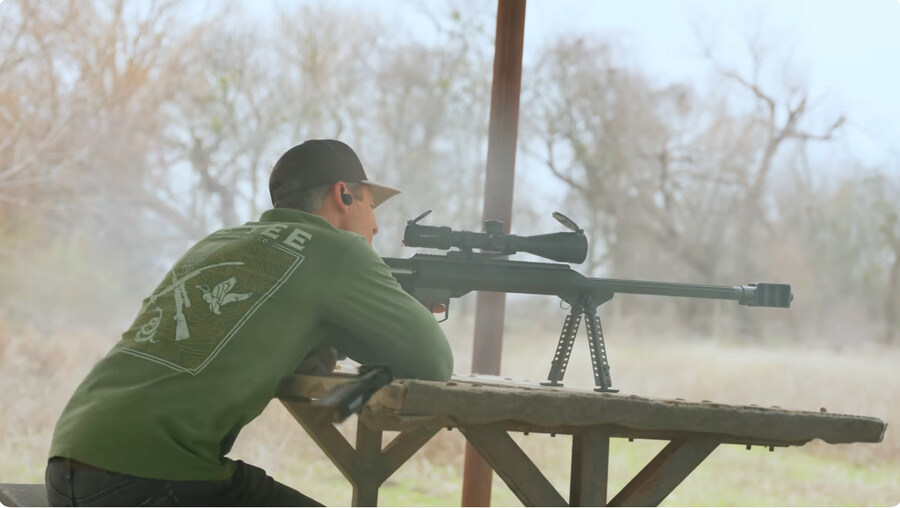 '폭동 진압 방패가 그렇게 튼튼함?'_7.jpg