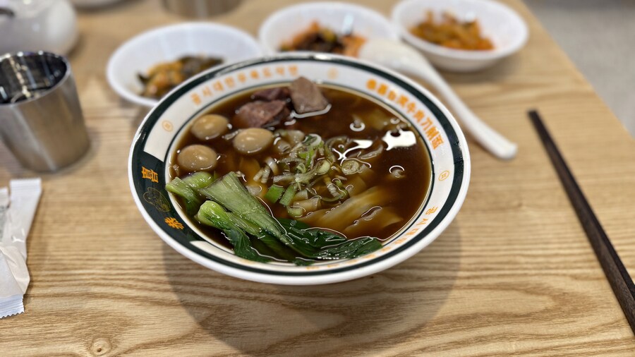 밖에서 밥 먹습니다 - 잠실 롯데마트, 공시우육면_2.jpg