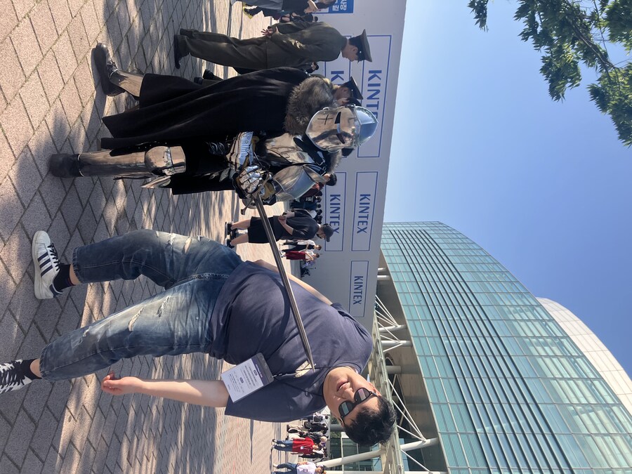 이번 플레이엑스포 코스프레분들이랑 찍은거_2.jpg