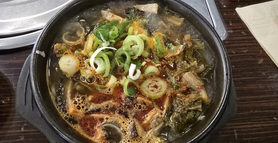 중앙해장 양선지해장국_3.jpg