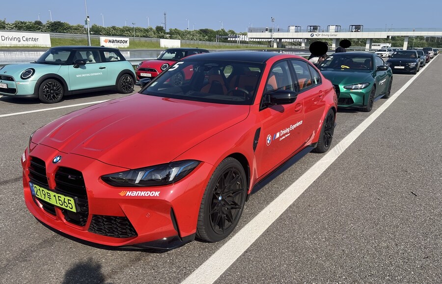 포르쉐 타고, BMW 드라이빙 센터에 가서, 미니 타고 놀고 왔습니다_4.jpg