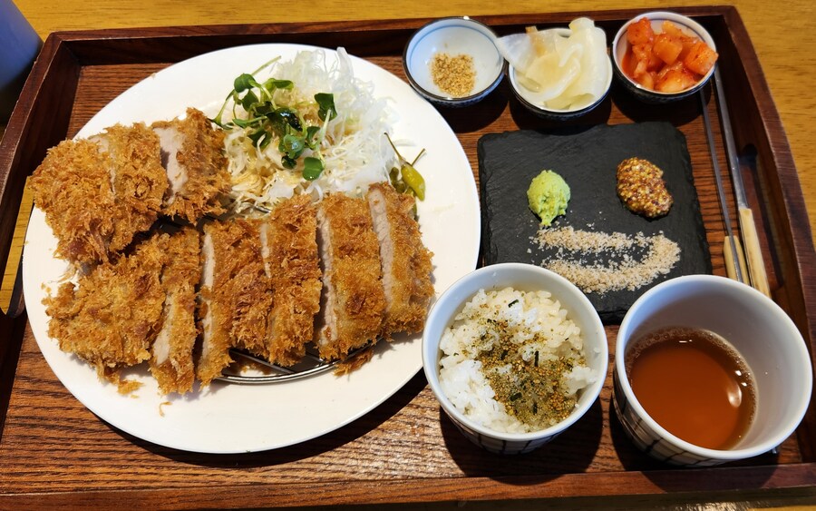 항정살카츠 은근 맛있음_1.jpg