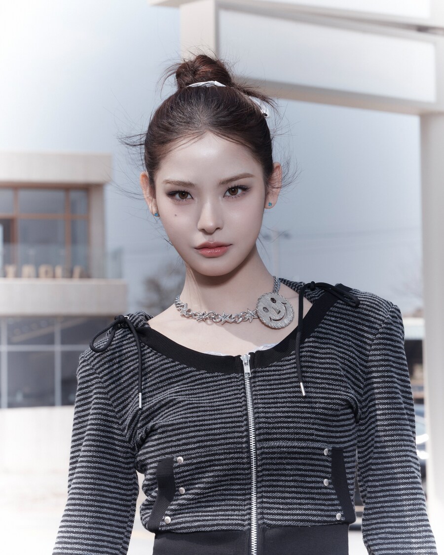 [컨셉포토] 이즈나 싱글 앨범 'BEEP' 마이, 방지민, 코코 B 버전_3.jpg