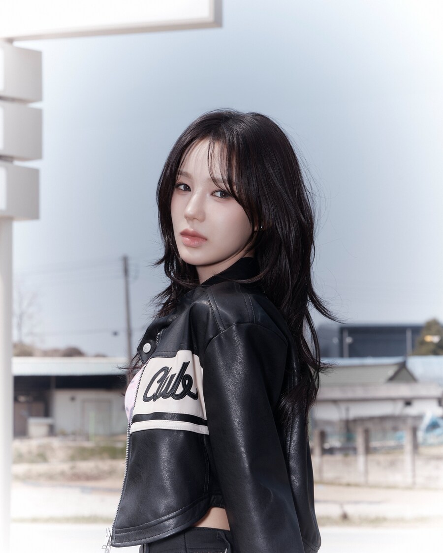 [컨셉포토] 이즈나 싱글 앨범 'BEEP' 유사랑, 최정은, 정세비 B 버전_5.jpg