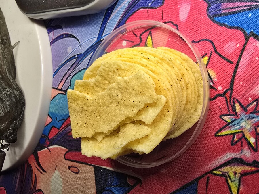 프링글스 찹스테이크맛_3.jpg