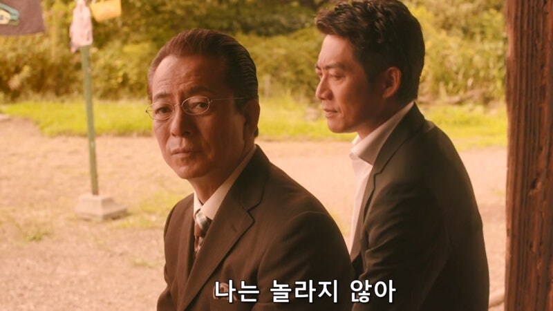 전직 가정부(99세) : 형사님들이, 도련님에 대해 물어보실게 있다고요?_19.jpg
