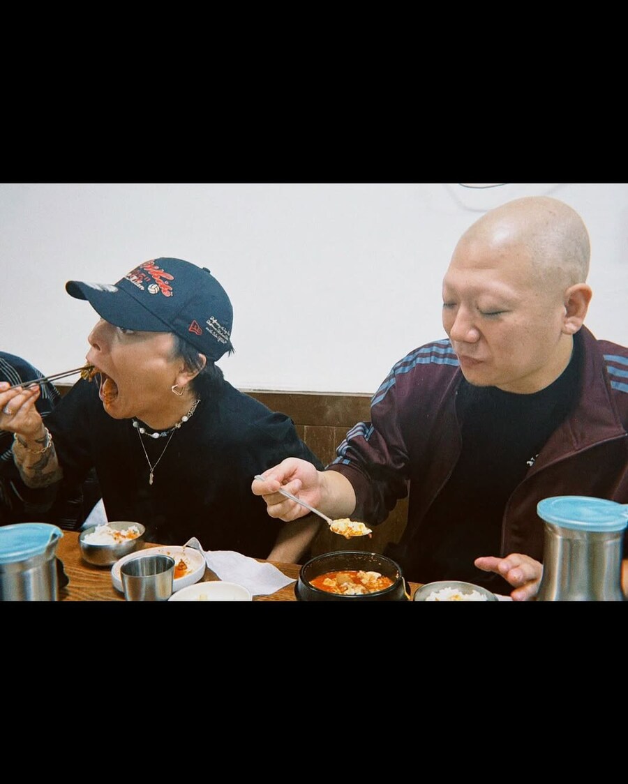 한국에서 인생밥집을 찾은듯한 일본가수_3.jpg