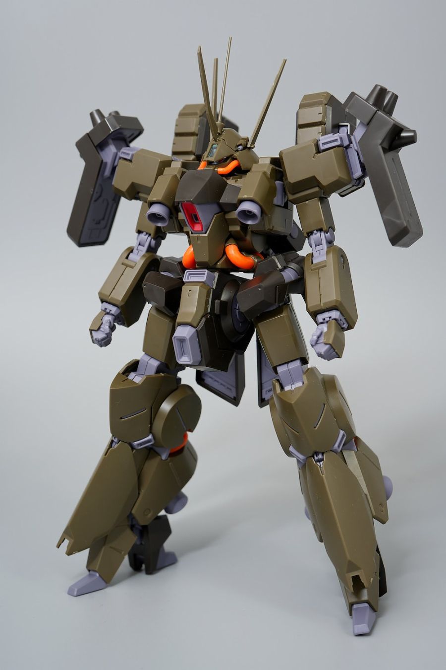 HGUC 1/144 리벤 볼프 A.O.Z 리부트판 조합 사진 2_1.jpg