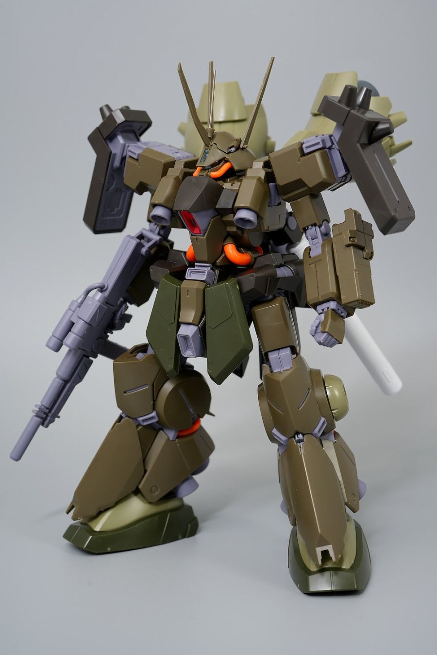 HGUC 1/144 리벤 볼프 A.O.Z 리부트판 조합 사진 2_4.jpg