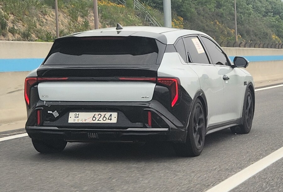 도로에서 본 K4 GT_4.jpg