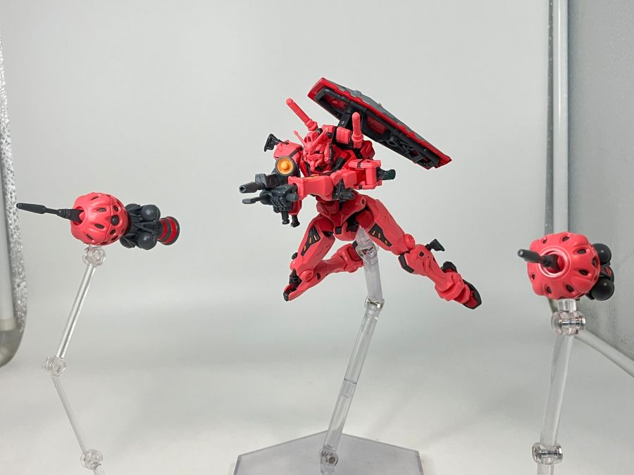 HG GQ 1/144 붉은 건담 해외 리뷰_101.jpg