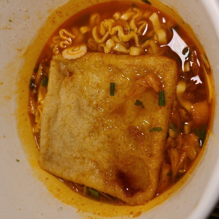 오뚜기 투다리 김치유부우동_3.jpg