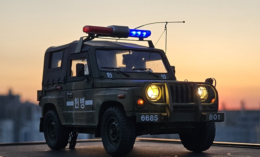 1/35 Def 육군 K131 레토나 헌병대 with LED_23.jpg