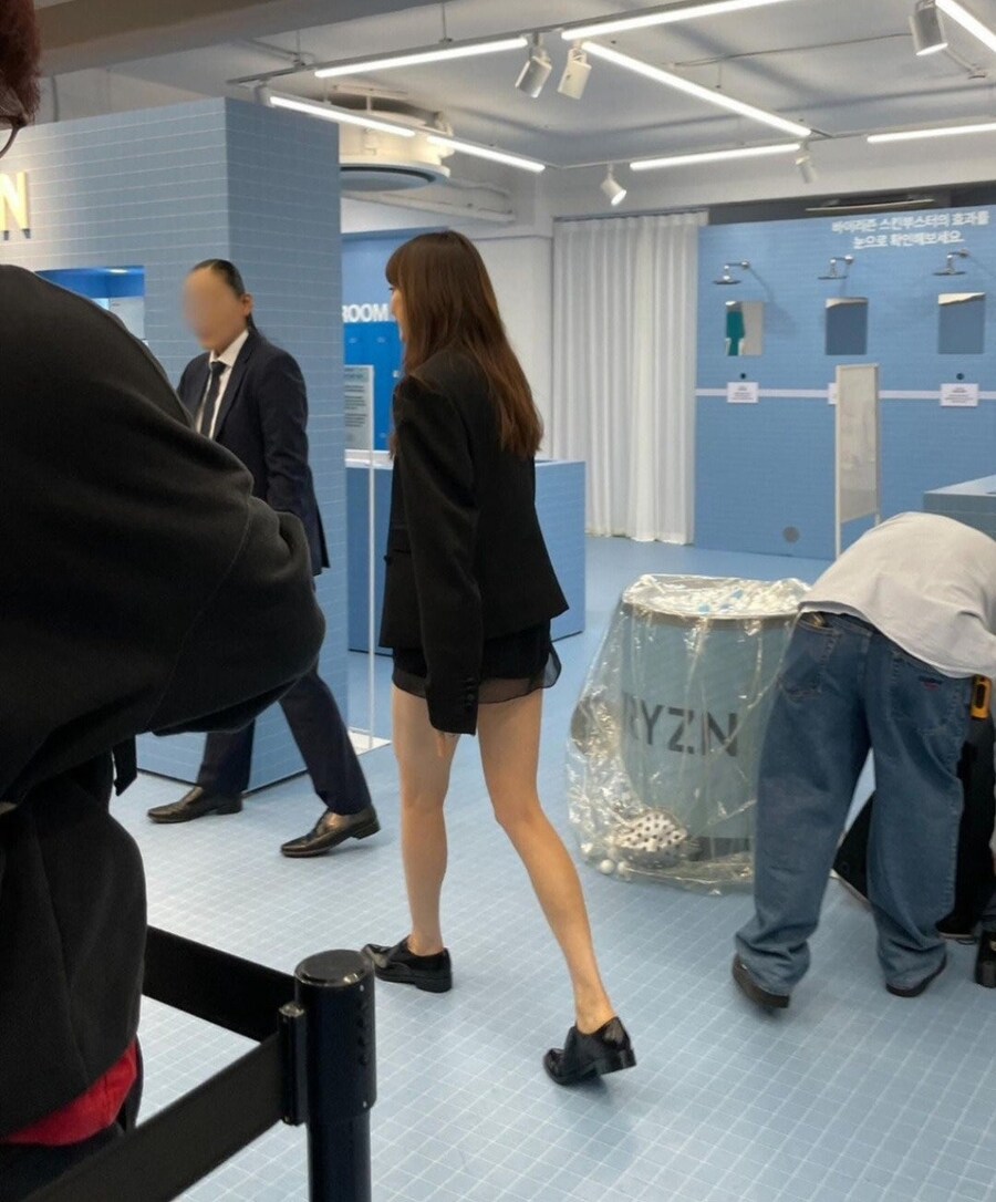 수지 성유리외 여자 연예인들 평상복 실물 분위기 느낌 체감하기_48.jpg