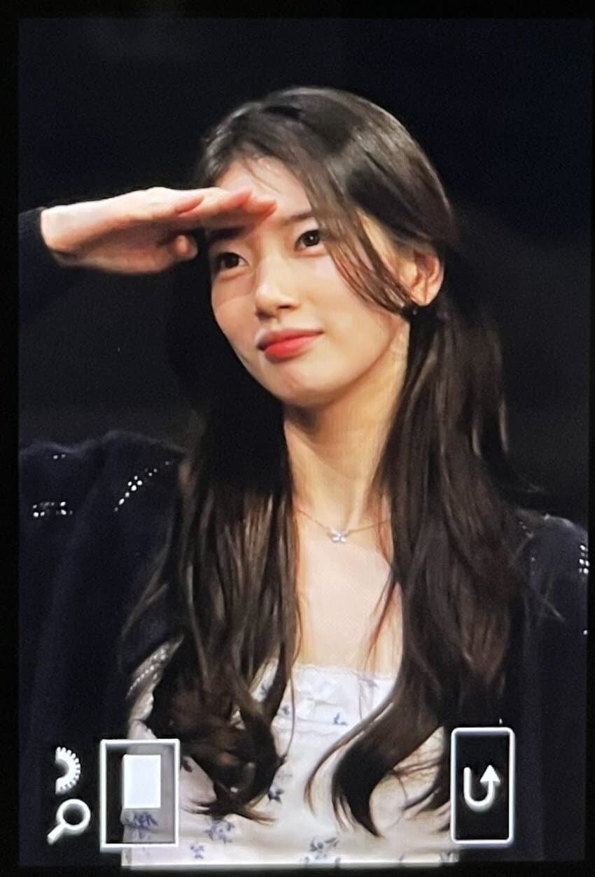수지 성유리외 여자 연예인들 평상복 실물 분위기 느낌 체감하기_2.jpg
