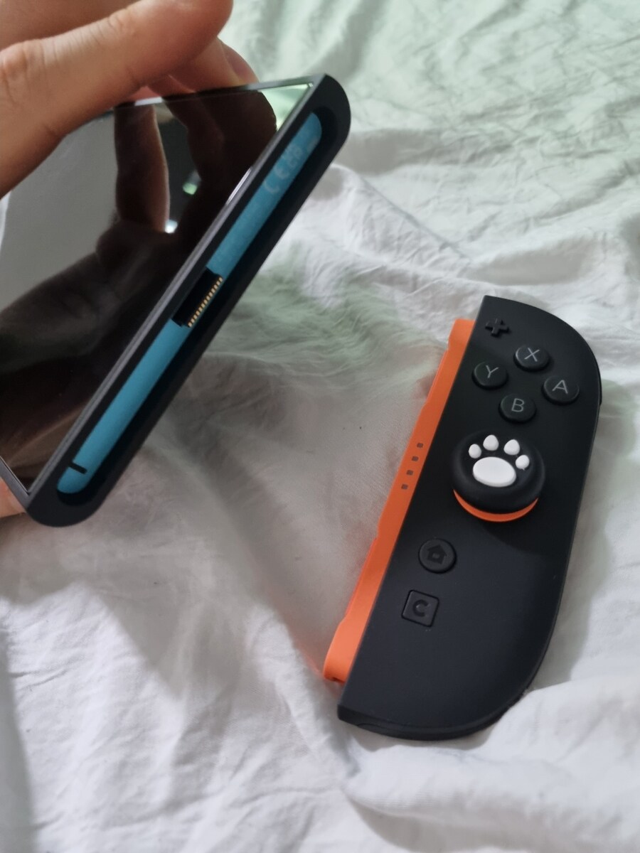 스위치2 조이콘 결합부분 검수 잘하세요(불량)_1.jpg