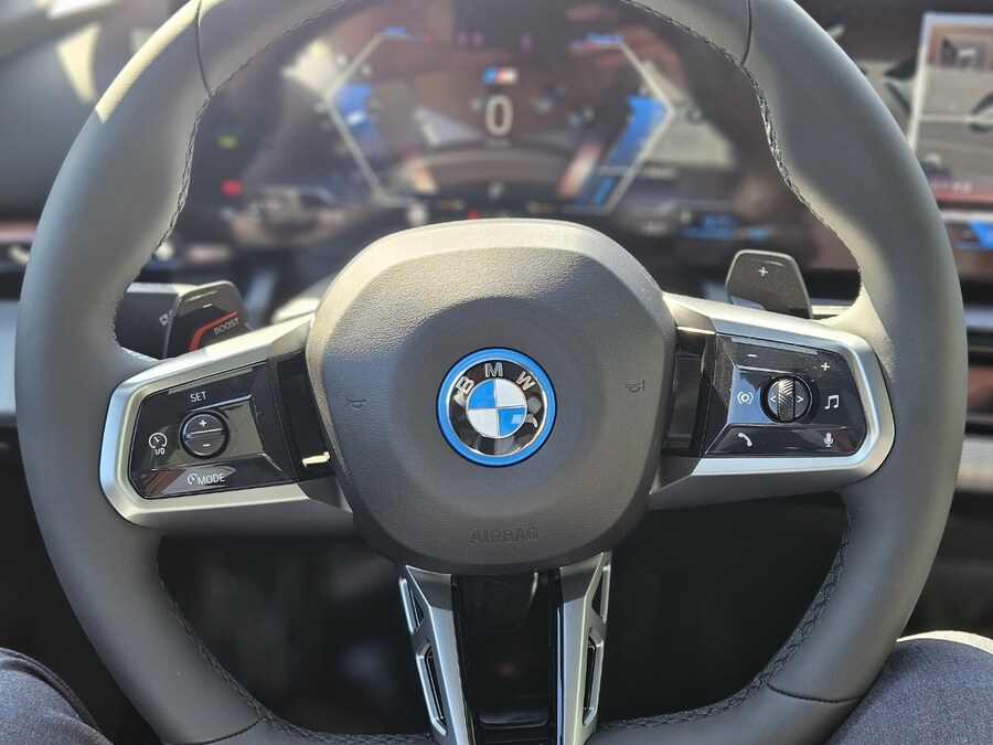 BMW 530E MSP , 스위치2 둘 다 동시 도착했습니다._2.jpg