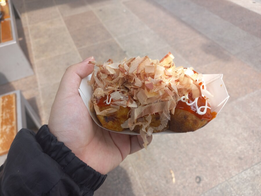 밖에서 타코야끼 먹지마라_1.jpg