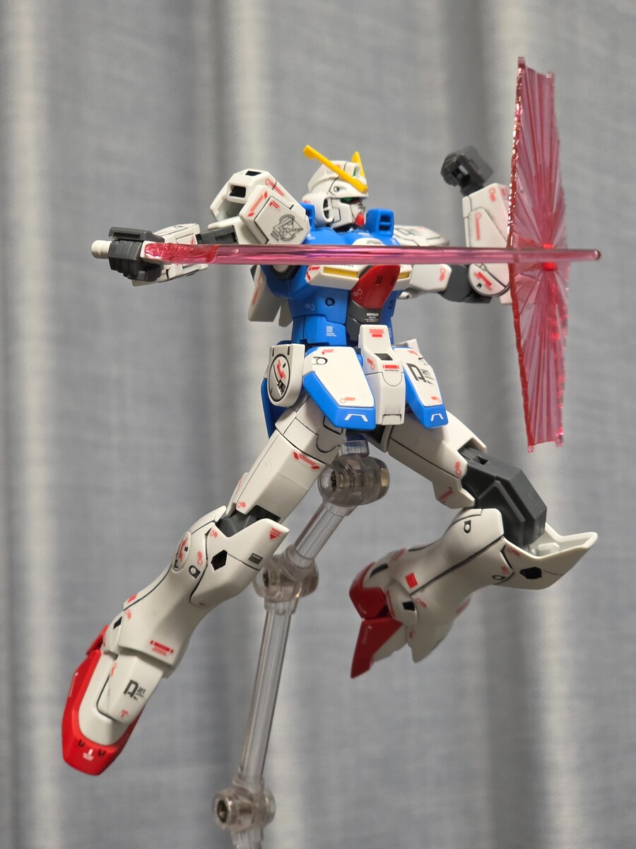 [HGUC] 빅토리 건담_7.jpg