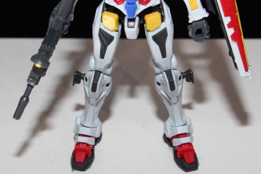 HG GQ 1/144 하얀 건담 도쿄점 전시 사진_9.jpg