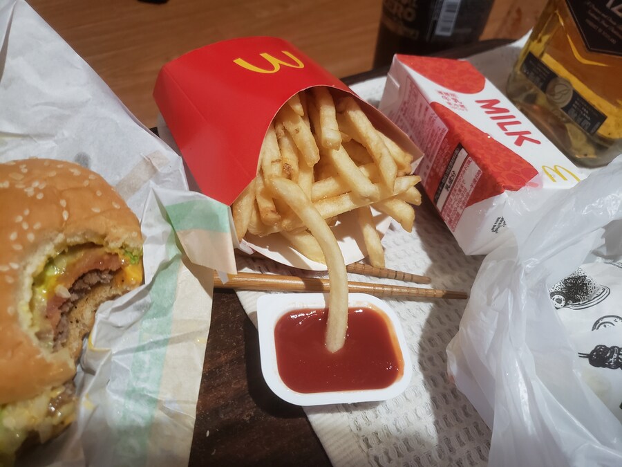 350엔 케밥, 베이컨레터스 버거_6.jpg