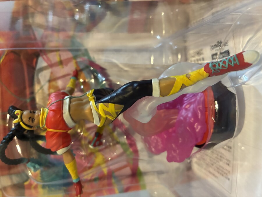 스트리트 파이터 6 아미보 3종_4.jpg