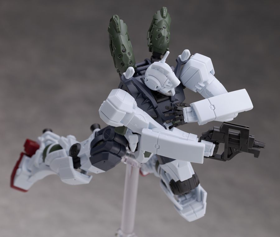 HG GQ 1/144 겔구그 보카타기 해외 리뷰_51.jpg