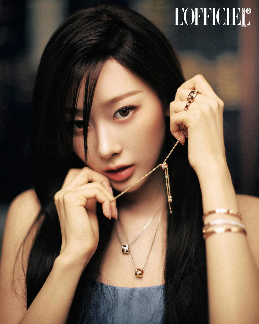 [에스파] 이 목걸이 한국에 하나밖에 없대요🙄 | 로피시엘 화보 비하인드_11.webp