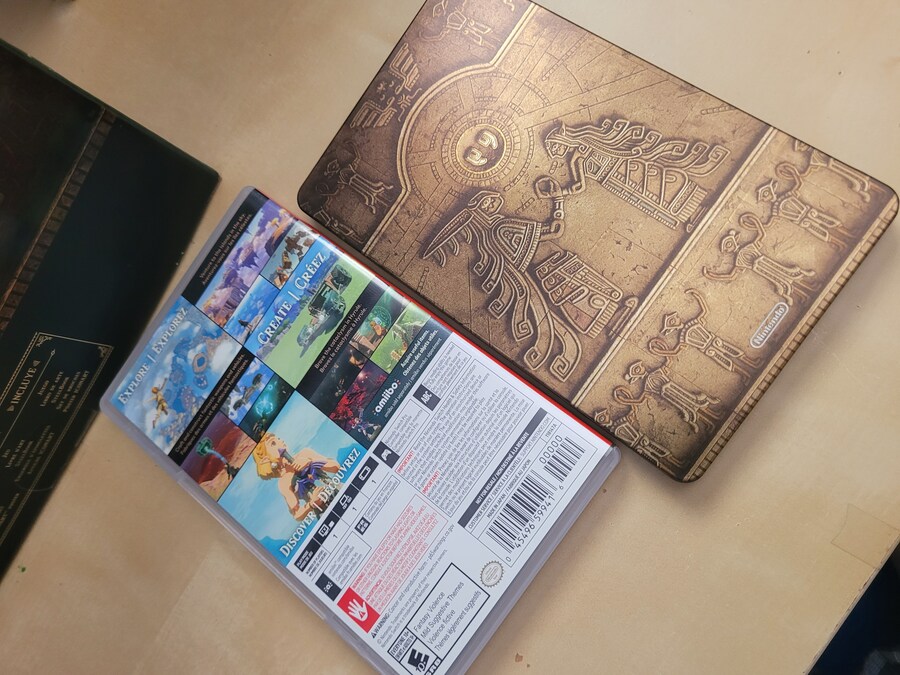 젤다 티어즈 오브 킹덤 -컬렉터즈 에디션-_3.jpg