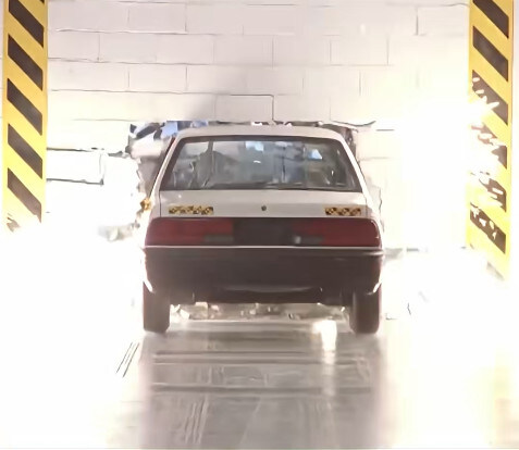 백인 회사에 취업한 흑인_21.jpg