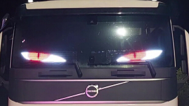 요즘 화물차 사이에서 유행하는 악마의 눈_2.jpg