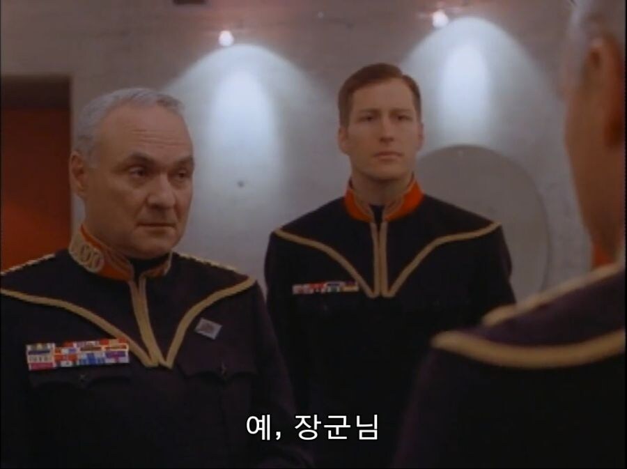 건담) 후기 우주세기 스토리'만' 알아보기_22.jpg