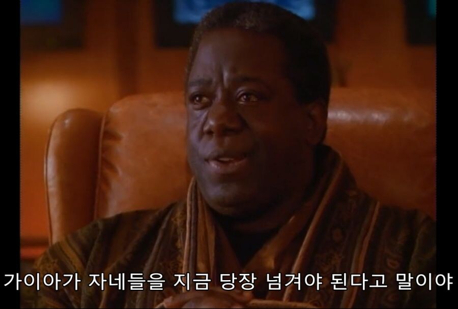 건담) 후기 우주세기 스토리'만' 알아보기_24.jpg